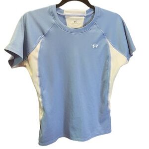 Under Armour woman’s athletic top, powder blue, size medium‎